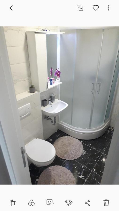 Studio Apartman Promenada Сараево Екстериор снимка